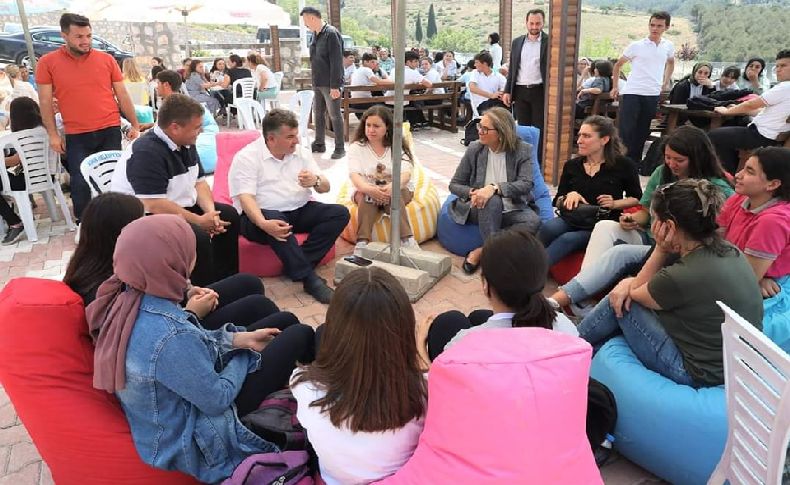 Başkan Doğruer ve Milletvekili Çankırı'dan sınav öncesi öğrencilere moral