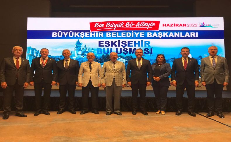 CHP’li büyükşehir belediye başkanları Eskişehir’de buluştu!