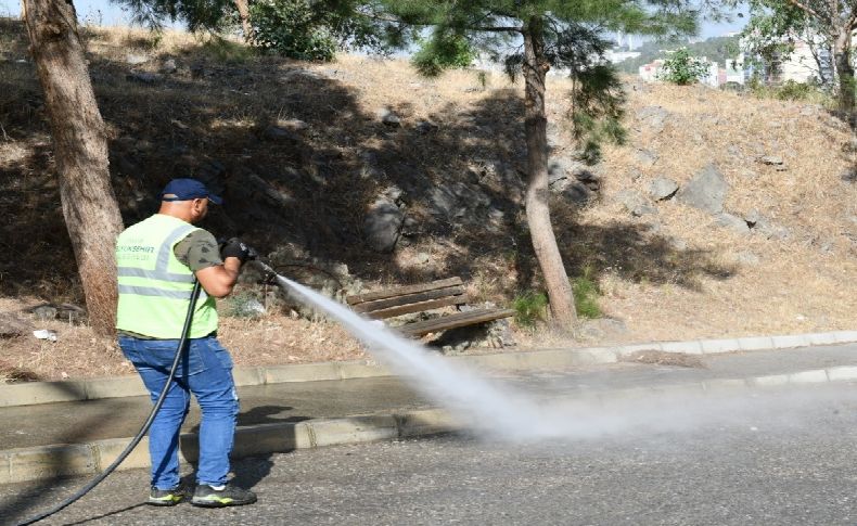 Çiğli’de temizlik seferberliği sürüyor