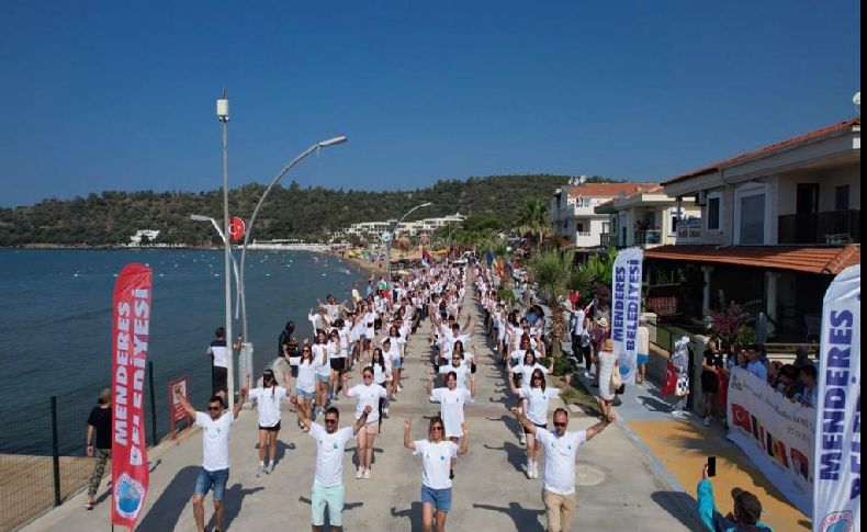 Dünyanın dansçıları Menderes'te buluştu