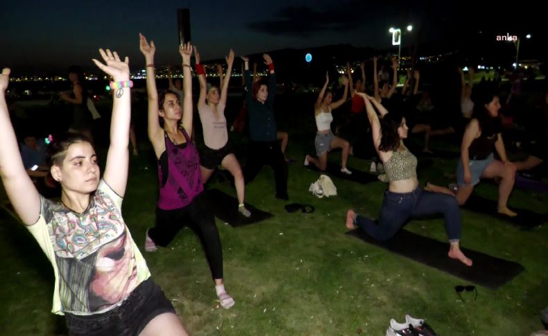 İzmir'de kadınlardan 'yoga yasağı' protestosu