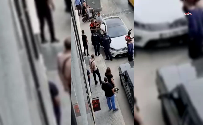 İzmir'de üç genç ile yunus polisleri arasındaki arbede kamerada; Gençlerden şiddet iddiası
