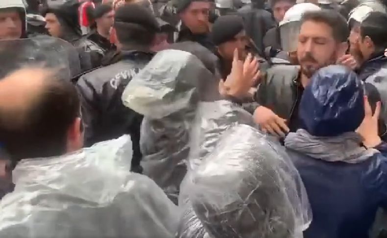 Kadıköy’deki eylemde gözaltına alınan 70 kişiden 2’si tutuklandı