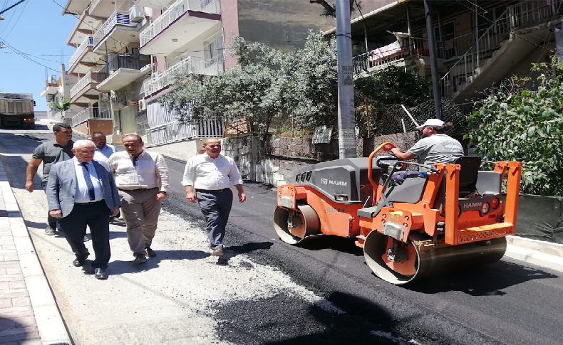 Karabağlar Belediyesi ekipleri tam kadro sahada: Selvitopu'ndan yerinde inceleme