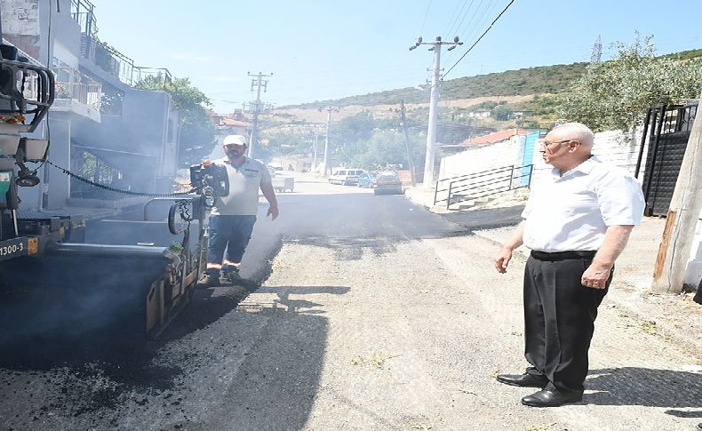 Karabağlar'da yol çalışmaları tam gaz devam