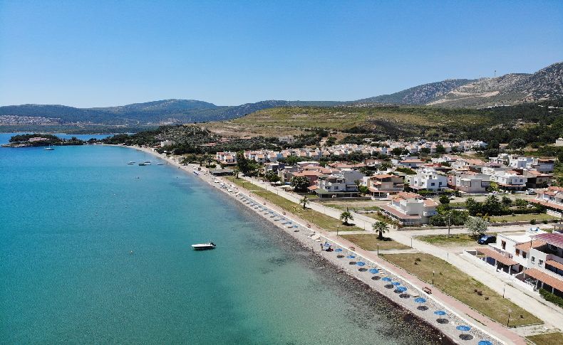 Karaburun’un cennet plajları yaza hazırlanıyor