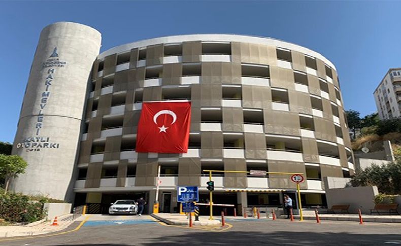 Karar meclisten geçti: İzmir’de otopark ücretlerine zam