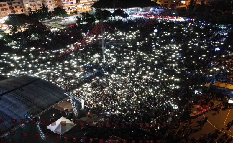 Kemalpaşa'da Kiraz Festivali coşkusu alanlara sığmadı