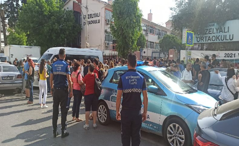 Sınava geç kalanları zabıta ekipleri götürdü: Büyükşehir'den LGS desteği
