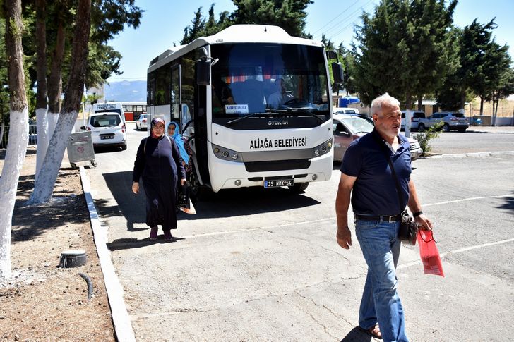 Aliağa'da kabristan ziyaretleri için ücretsiz ulaşım