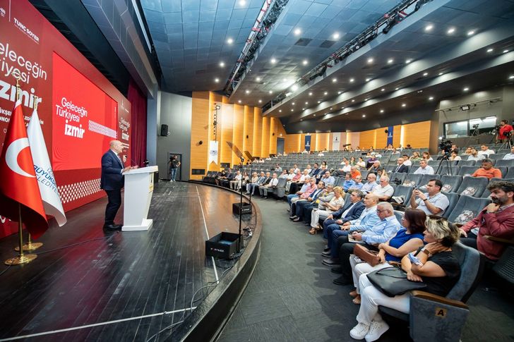 Tunç Soyer'den 2,5 saatlik İzmir sunumu