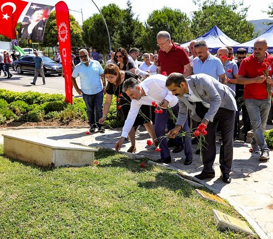 Bayraklı'da 'Madımak Katliamı' unutulmadı