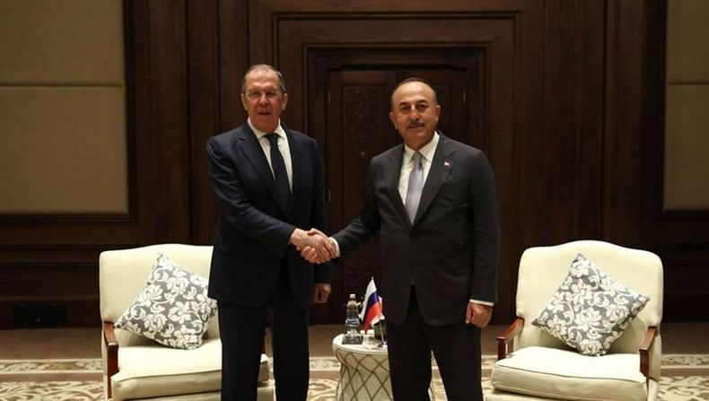 Çavuşoğlu, Rus mevkidaşı Lavrov ile görüştü