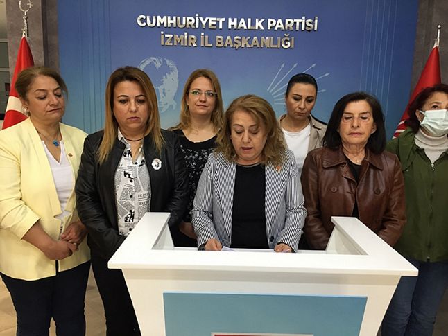 CHP'li kadınlardan 81 ilde eş zamanlı 'YaşamHak' açıklaması