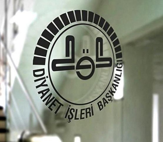 Diyanet market kuyruklarında vatandaşı suçladı