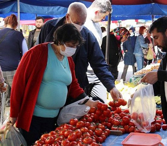 Fiyatlar düşüş sinyali vermiyor: O ürünler sofraların lüksü oldu