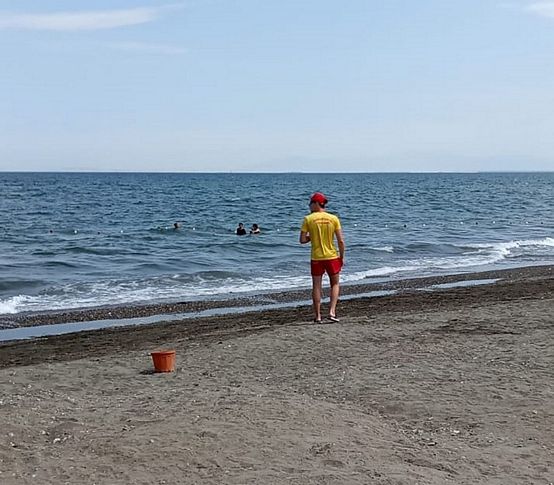 Güzelbahçe'de cankurtaran ekibi teyakkuzda