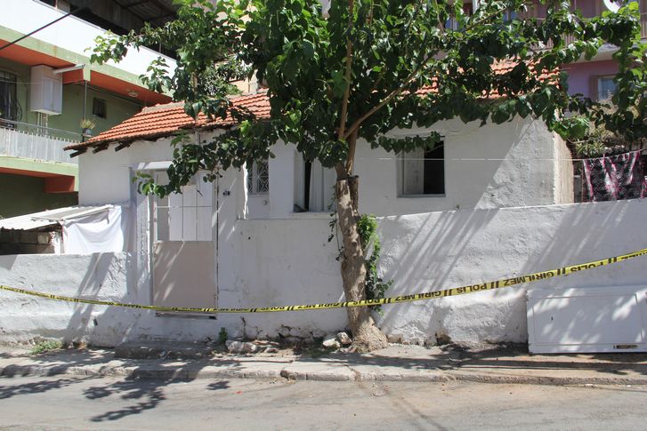 İzmir'de dehşet! Kızının evini pompalı tüfekle basan şahıs yanlışlıkla torununu vurdu