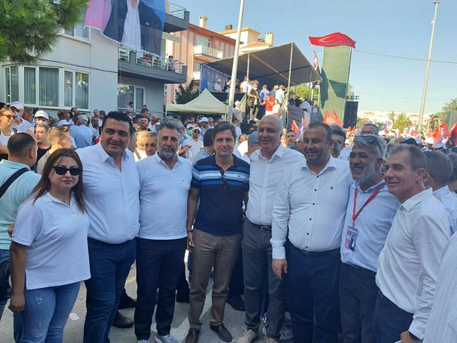 İzmir'den Balıkesir'e miting çıkarması