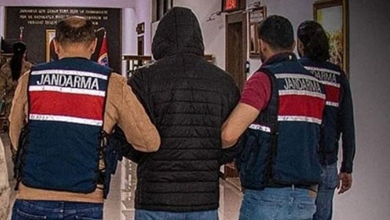 İzmir’de terör operasyonu: 2 DEAŞ şüphelisi yakalandı