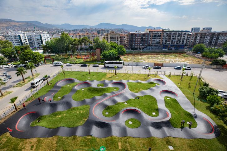 İzmir’in ilk pump track parkuru Karşıyaka’da açılıyor