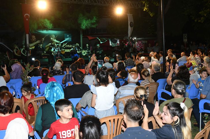 Karabağlar Belediyesi yaz konserleri devam ediyor