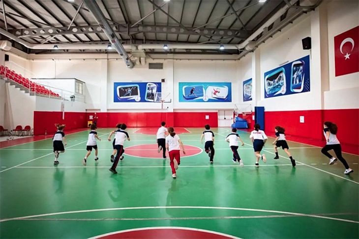 Karşıyaka'da bini aşkın genç sporcunun yeteneği test edildi