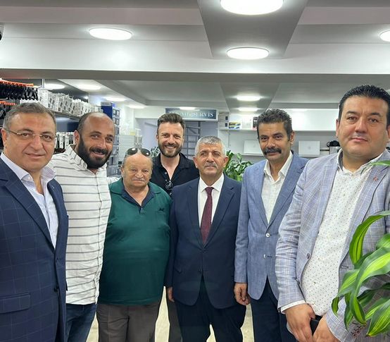 MHP İzmir bitpazarı esnafıyla buluştu