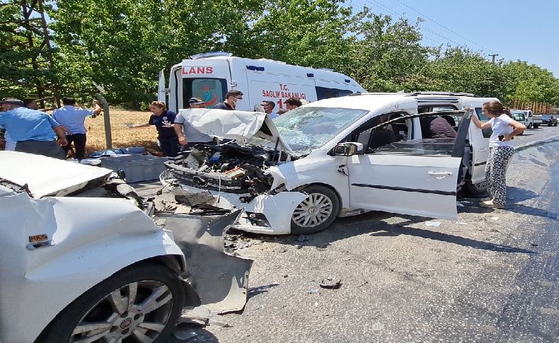 Tire'deki feci kazada can pazarı: Ölü ve yaralılar var!