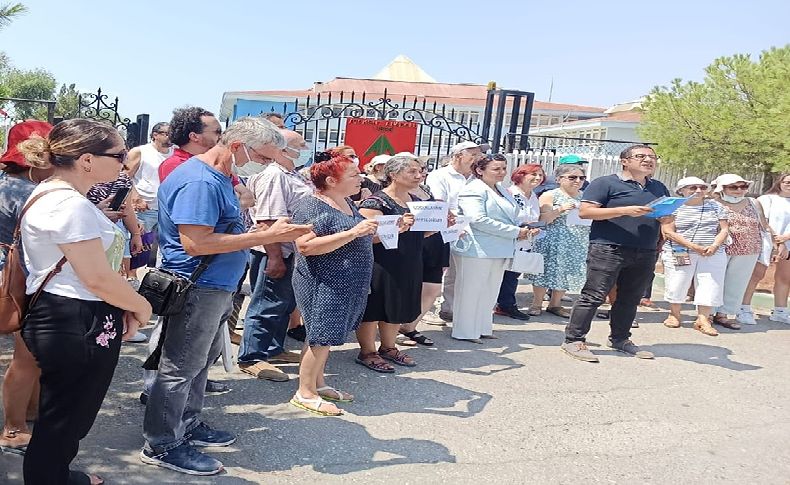 Atakent Anadolu Lisesi velilerinden çarpıcı iddia: Örnekler üniversiteye 12 yıl önce gitmiş!