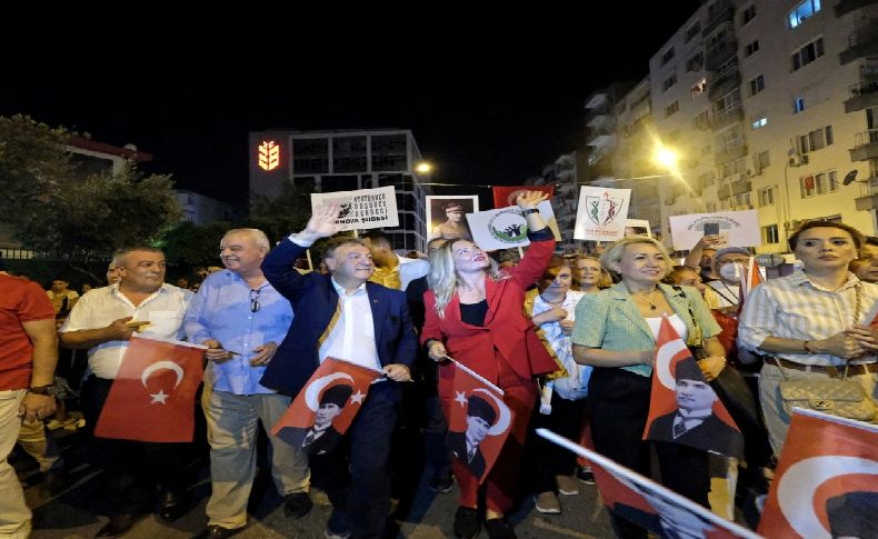 Bornova’da zeybekli 100. Yıl coşkusu