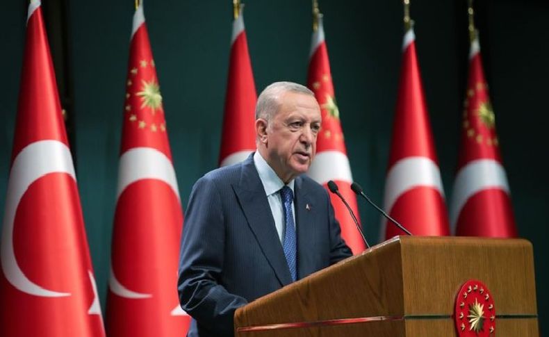 Erdoğan: Öğretmenlerimize sınavı boykot çağrısı yapılmasını saygısızlık olarak görüyoruz