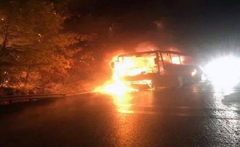Faciadan dönüldü: Yolcu otobüsü yandı, 38 yolcu kurtuldu
