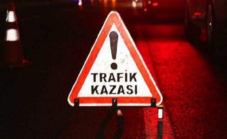 İzmir'de kazaya yardım eden kişiye otomobil çarpıp kaçtı