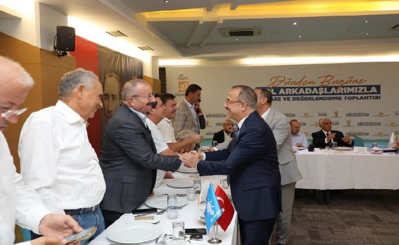 AK Parti İzmir’de, önceki dönem Belediye Başkan Adaylarıyla beyin fırtınası