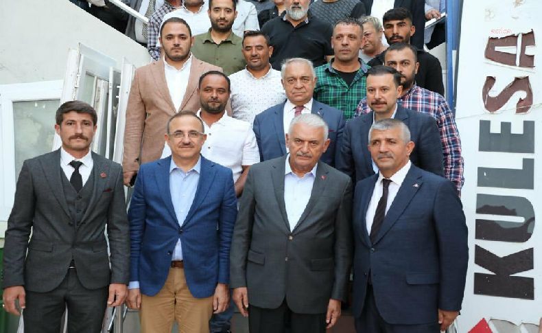Binali Yıldırım, MHP Karaburun İlçe Başkanı'nı ziyaret etti