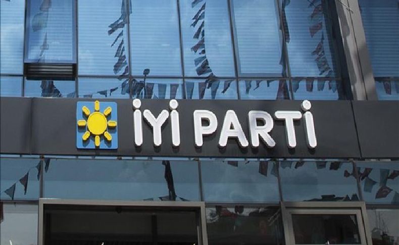 İYİ Parti açıkladı: İstifa etmedi, görevden alındı