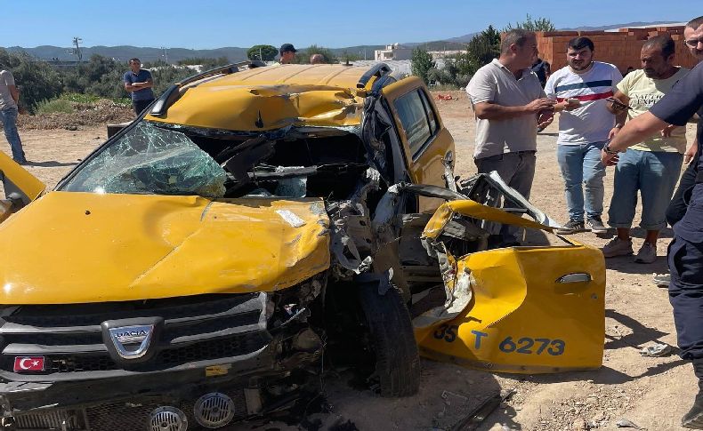 İzmir’de feci kaza: 1 ölü, 3 yaralı
