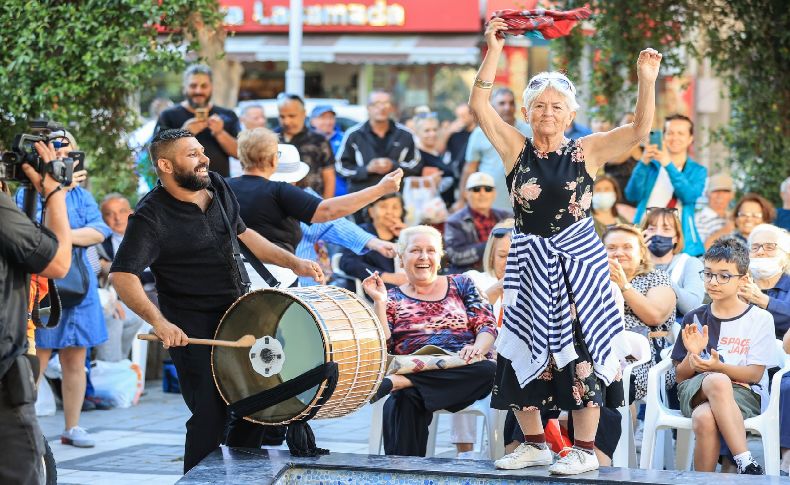 Batur'dan 2023 mesajı: Tüm Türkiye’de çiçekler açtıracağız