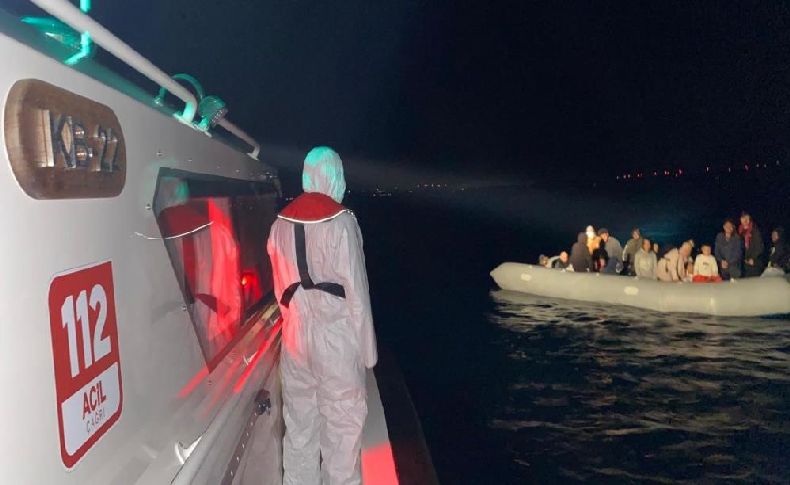Yunanistan'ın ittiği 35 göçmen kurtarıldı