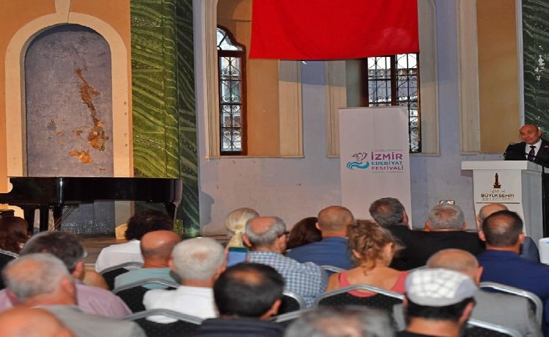 Soyer İzmir’in UNESCO Edebiyat şehri olması için harekete geçiyor