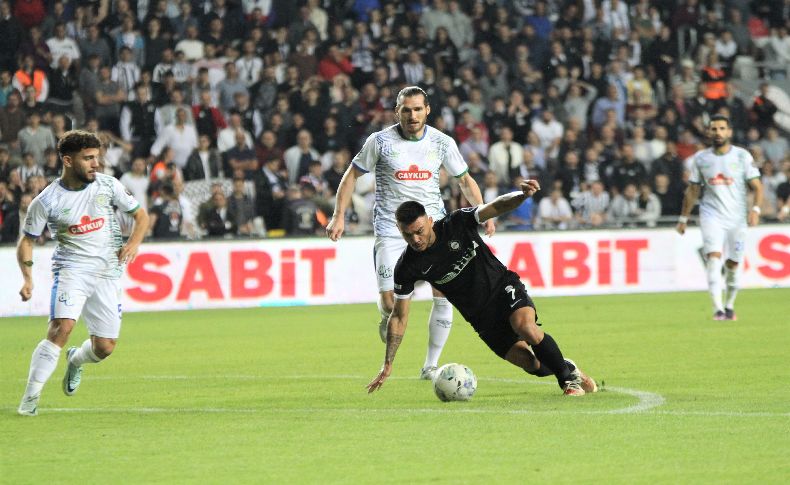 Altay evinde mağlup oldu