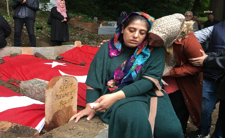 Aynı köyden üç madenci yan yana toprağa verildi; Ocakta ihmal iddiası