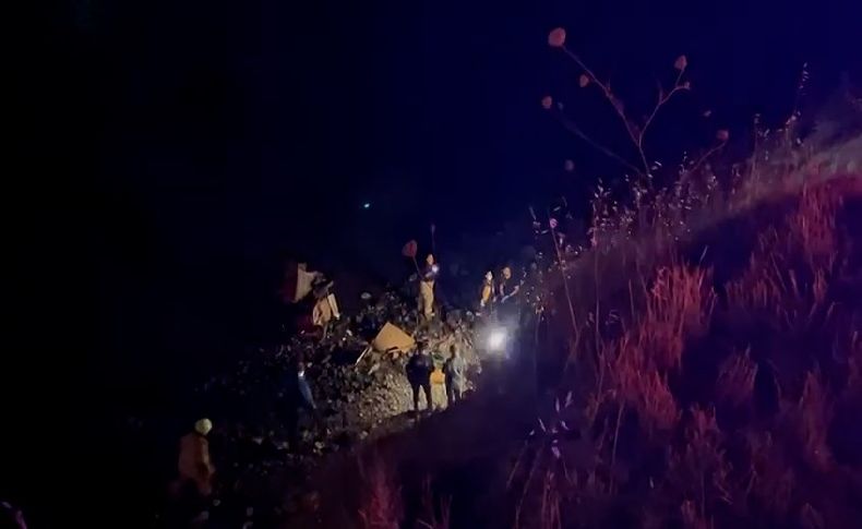 Foça'da motosiklet uçuruma yuvarlandı, sürücü hayatını kaybetti