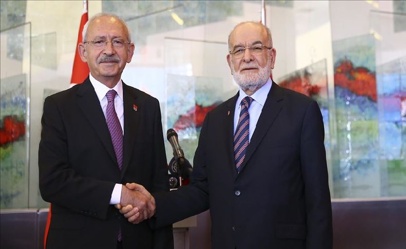 Kılıçdaroğlu, Karamollaoğlu’nu kutladı!