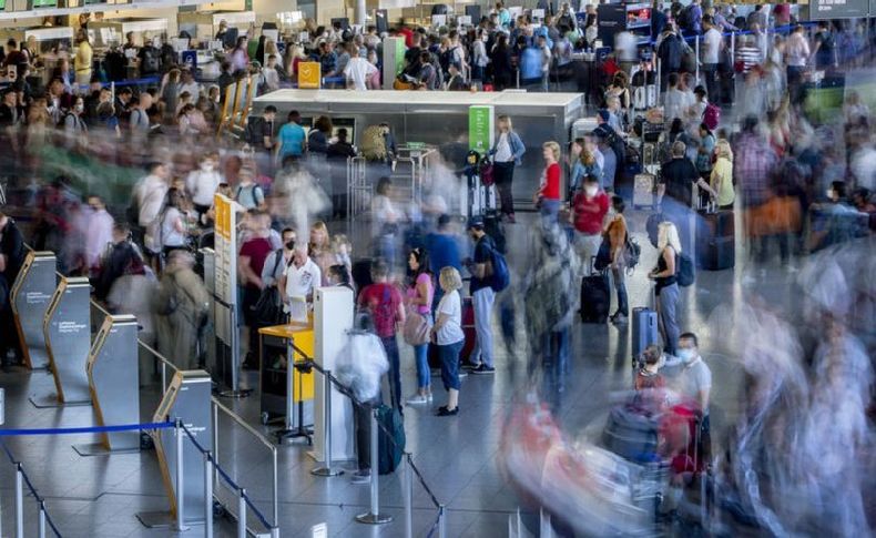 AB'nin yeni kontrol sistemi Schengen kaosunu artıracak mı?