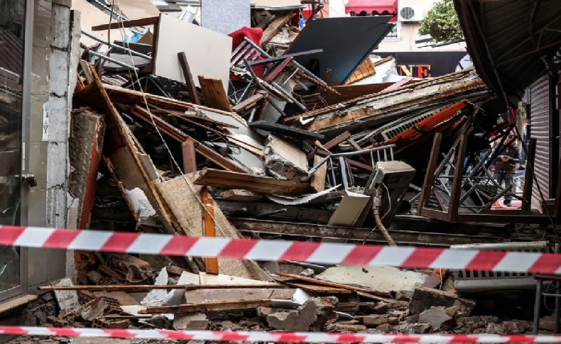 Düzce'de 5,9'luk deprem: İki kişi öldü, seksen kişi yaralandı