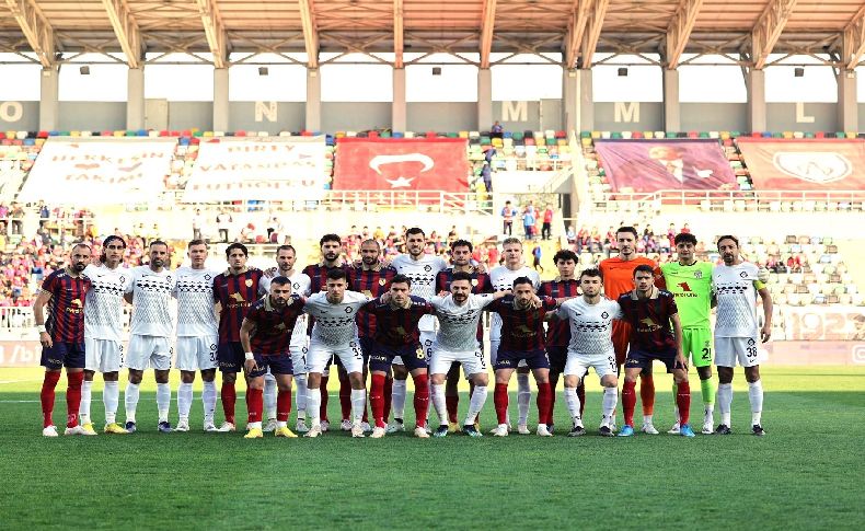 Futbolda özlenen manzara: İzmir derbisi kol kola başladı
