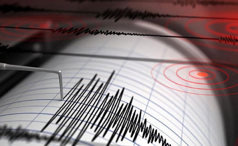 İzmir'de 3,5 büyüklüğünde deprem