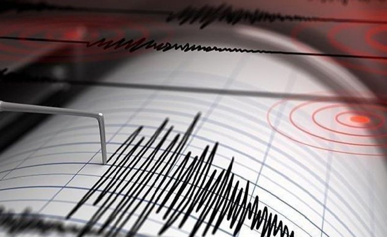 İzmir'de korkutan deprem